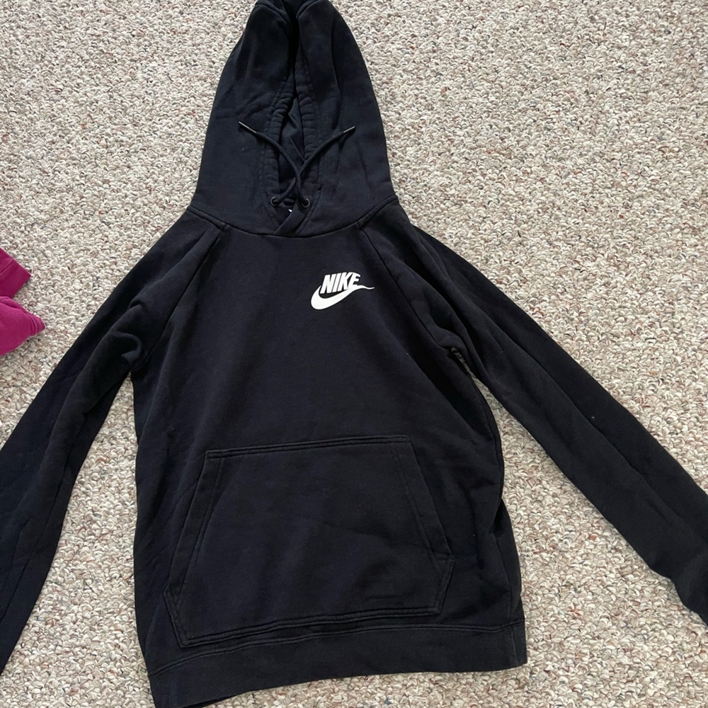 Black Nike sweatshirt size xs